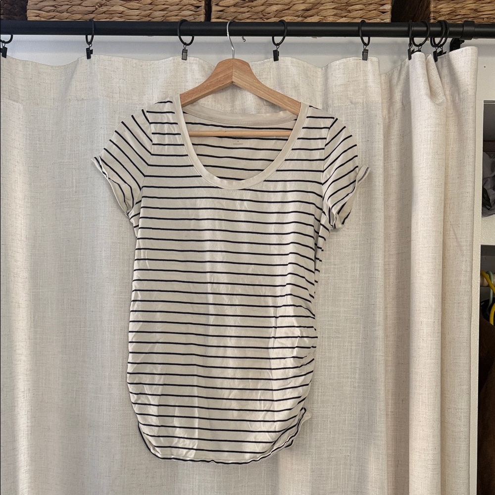 Old navy maternity Striped Women's Top